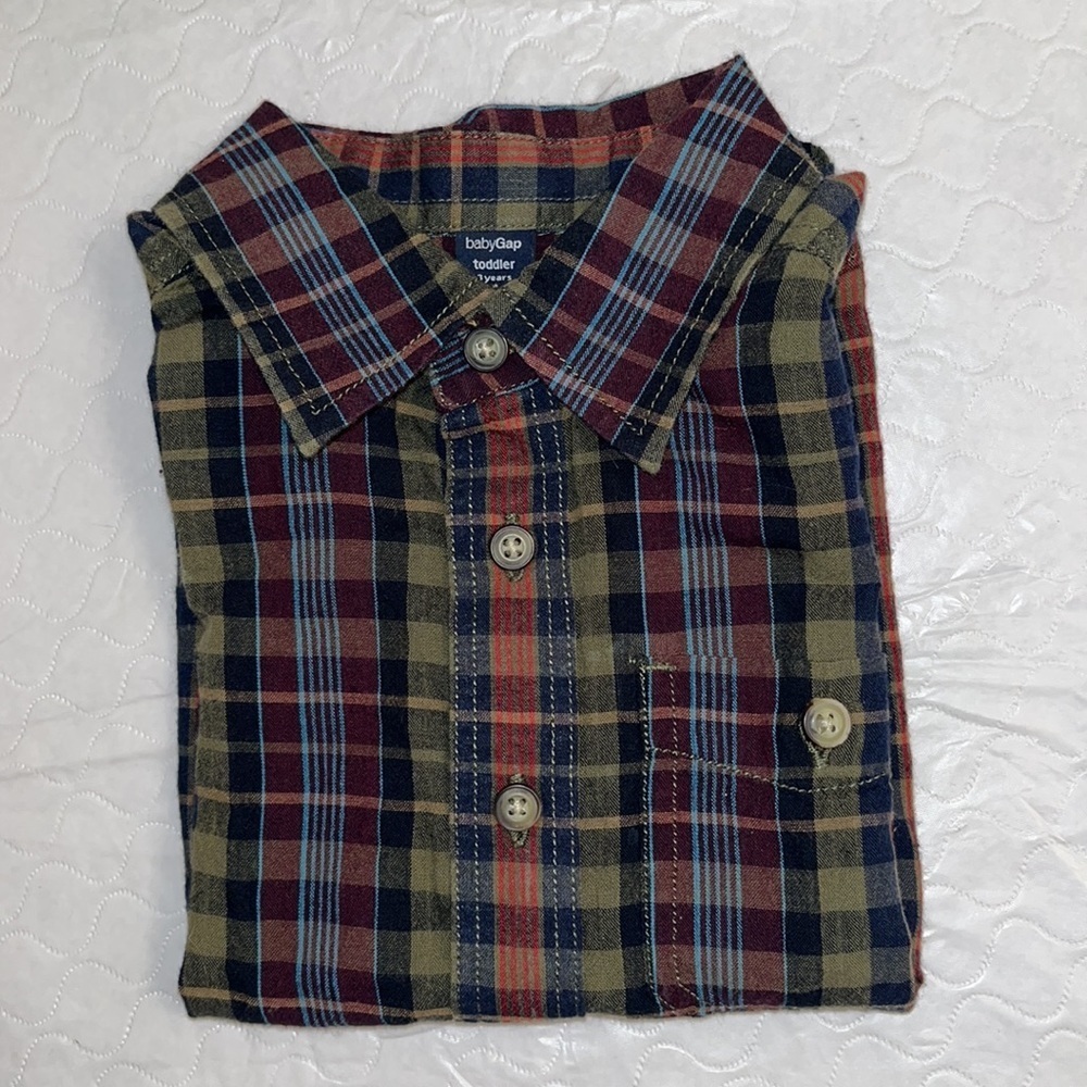 Gap plaid short sleeve button down shirt